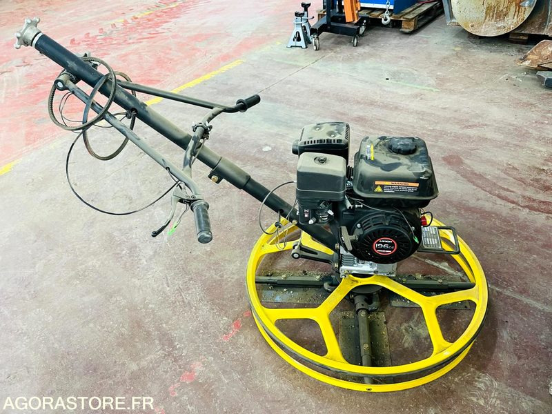 HELICOPTERE TRUELLE MECANIQUE POWER TROWEL SS-PT30 - ANNÉE 2020 ETAT NEUF - Betonsimító: 1 kép. HELICOPTERE TRUELLE MECANIQUE POWER TROWEL SS-PT30 - ANNÉE 2020 ETAT NEUF - Betonsimító: 1 kép.
