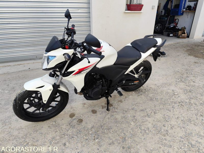 HONDA CB500F - 2013 - 52300KMS - Motorkerékpár: 4 kép. HONDA CB500F - 2013 - 52300KMS - Motorkerékpár: 4 kép.