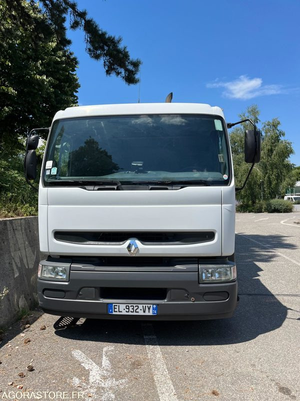 HYDROCUREUR HUWER RENAULT 19T - Szippantós autó: 3 kép. HYDROCUREUR HUWER RENAULT 19T - Szippantós autó: 3 kép.