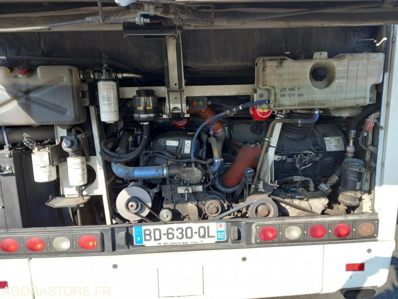 IRISBUS - EVADYS - 2020 / 387524 KM - BD630QL (11554 / 2410) - Iskolabusz: 3 kép. IRISBUS - EVADYS - 2020 / 387524 KM - BD630QL (11554 / 2410) - Iskolabusz: 3 kép.