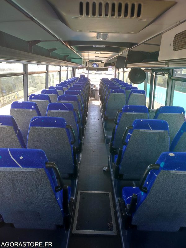 IVECO BUS AXER 12.80m N°073138 - Iskolabusz: 5 kép. IVECO BUS AXER 12.80m N°073138 - Iskolabusz: 5 kép.