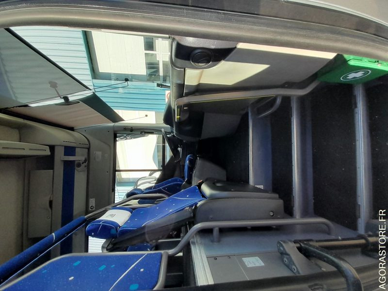 IVECO EVADYS HD 12.80m N°078027 - Iskolabusz: 3 kép. IVECO EVADYS HD 12.80m N°078027 - Iskolabusz: 3 kép.