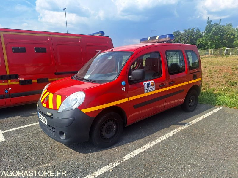 KANGOO D 7422 PQ 2008 - Autó: 1 kép. KANGOO D 7422 PQ 2008 - Autó: 1 kép.