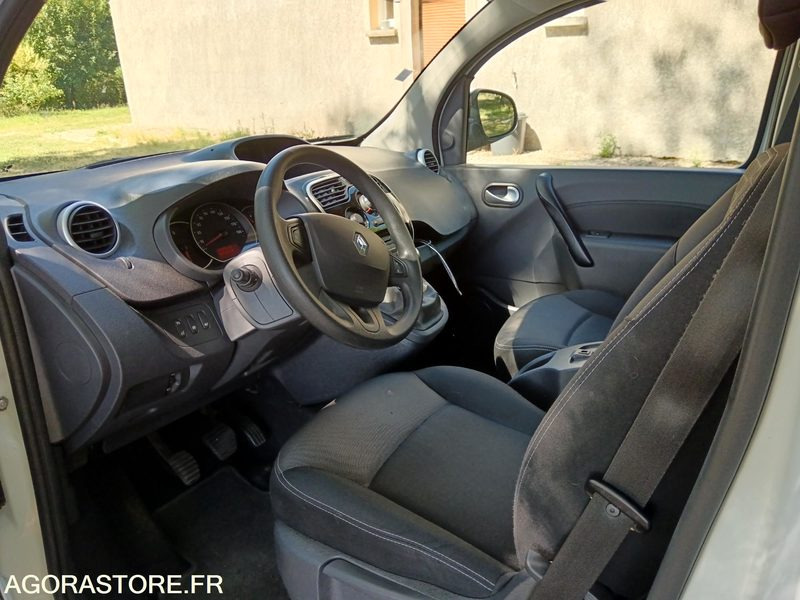 Autó Kangoo 1.5 DCI: 6 kép.