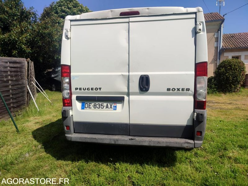 PEUGEOT BOXER - 98900km - 2008 - Kisteherautó: 5 kép. PEUGEOT BOXER - 98900km - 2008 - Kisteherautó: 5 kép.