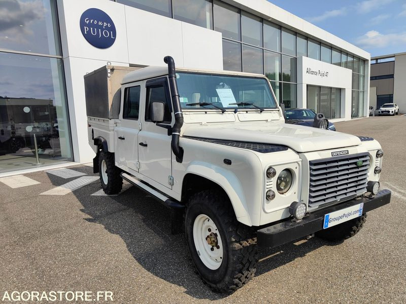 LAND ROVER DEFENDER 130 MARK IV TD5 CREW CAB E - 240 000 KM - Autó: 2 kép. LAND ROVER DEFENDER 130 MARK IV TD5 CREW CAB E - 240 000 KM - Autó: 2 kép.