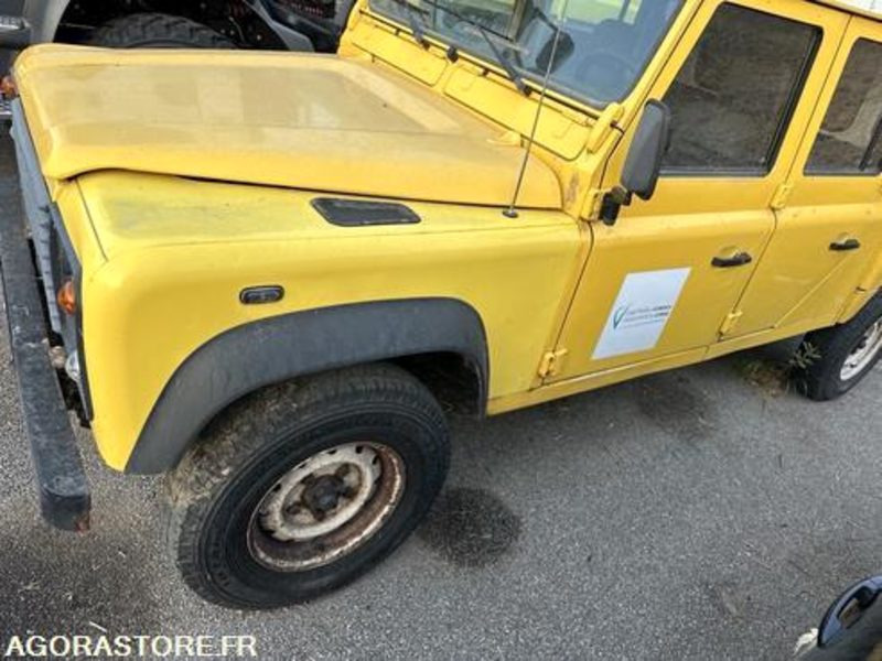 LAND ROVER DEFENDER - 2006 - 209133KM - 2647GS2A - Pickup: 5 kép. LAND ROVER DEFENDER - 2006 - 209133KM - 2647GS2A - Pickup: 5 kép.