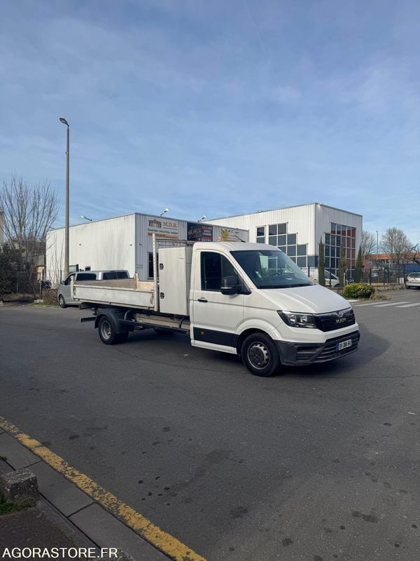 MAN TGE 180 - 2018 - 95 000 KM - BENNE BASCULANTE - Billenőplatós kisteherautó: 2 kép. MAN TGE 180 - 2018 - 95 000 KM - BENNE BASCULANTE - Billenőplatós kisteherautó: 2 kép.