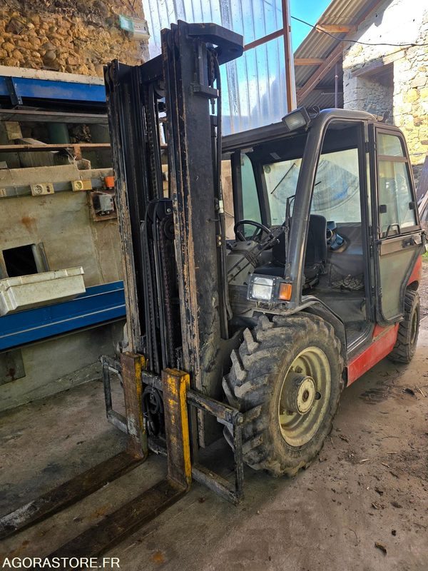MANITOU MSI 35T - Dízel targonca: 1 kép. MANITOU MSI 35T - Dízel targonca: 1 kép.