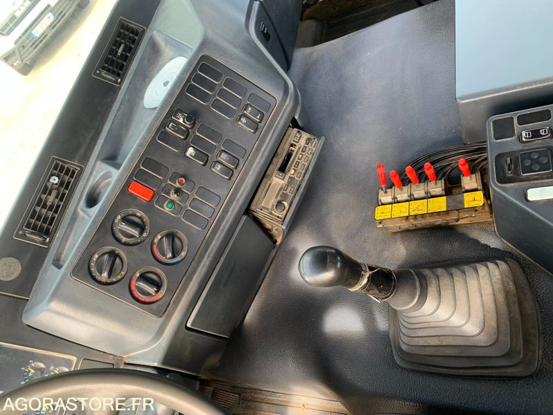Horgos rakodó teherautó MERCEDES 6x2 - ACTROS 2531 - 1999 / 515000 KM: 7 kép.