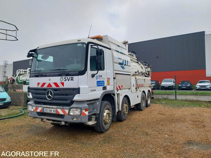 MERCEDES ACTROS 3236 HUWER 2002 (195215Km) ROULANT EXPORT UNIQUEMENT - Szippantós autó: 1 kép. MERCEDES ACTROS 3236 HUWER 2002 (195215Km) ROULANT EXPORT UNIQUEMENT - Szippantós autó: 1 kép.