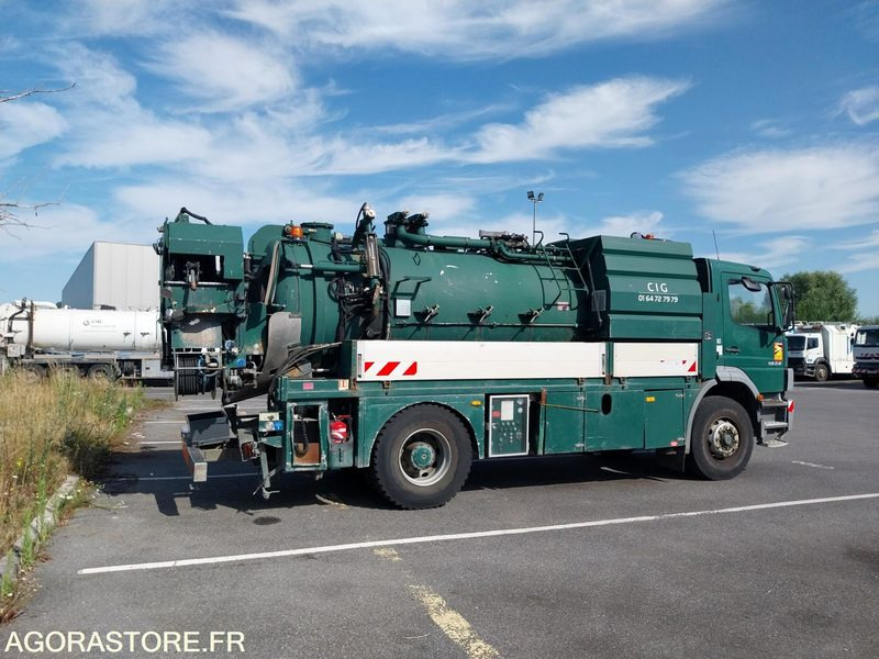 MERCEDES Atego 1828 HUWER 2005 378491KM ROULANT EXPORT UNIQUEMENT - Szippantós autó: 4 kép. MERCEDES Atego 1828 HUWER 2005 378491KM ROULANT EXPORT UNIQUEMENT - Szippantós autó: 4 kép.