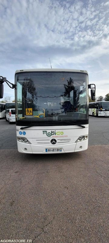 MERCEDES INTOURO N°093147 - Iskolabusz: 2 kép. MERCEDES INTOURO N°093147 - Iskolabusz: 2 kép.