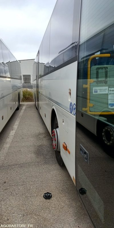 MERCEDES INTOURO N°093300 - Iskolabusz: 2 kép. MERCEDES INTOURO N°093300 - Iskolabusz: 2 kép.