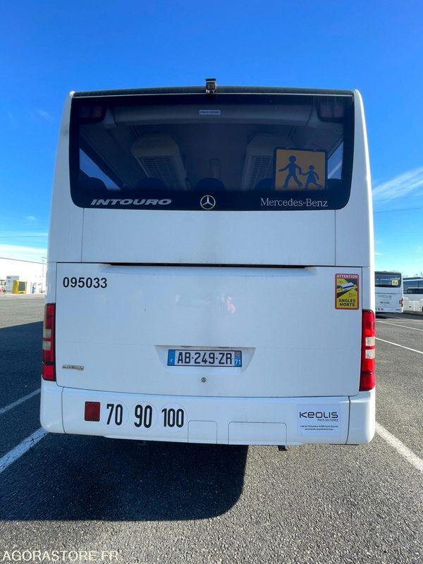 MERCEDES INTOURO N°095033 - Iskolabusz: 3 kép. MERCEDES INTOURO N°095033 - Iskolabusz: 3 kép.