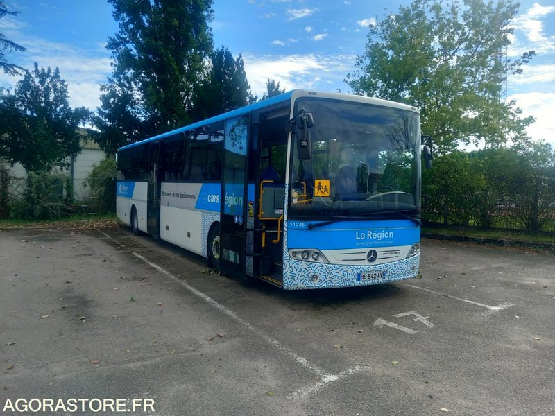 MERCEDES INTOURO N°111045 - Iskolabusz: 1 kép. MERCEDES INTOURO N°111045 - Iskolabusz: 1 kép.