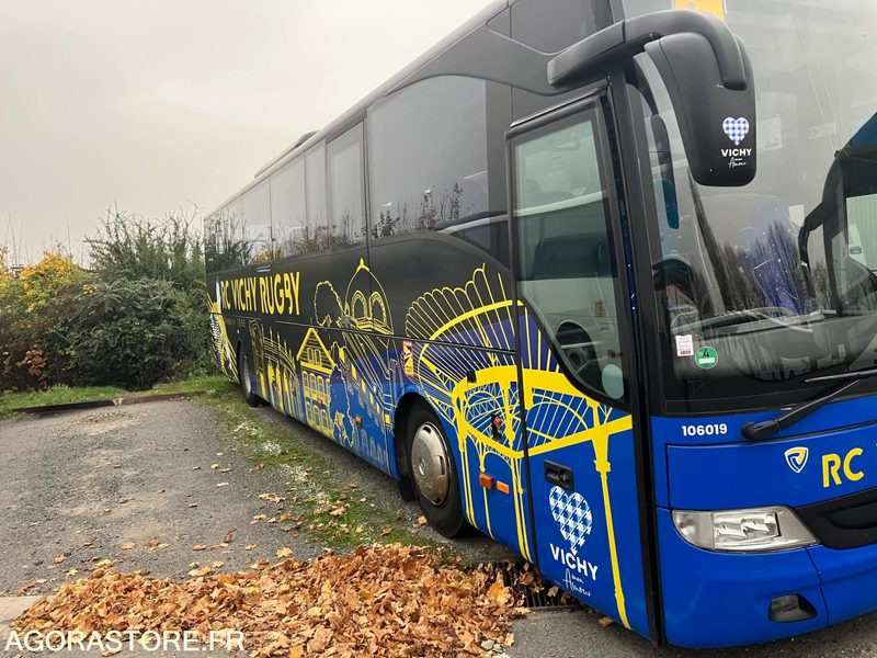MERCEDES TOURISMO N°106019 - Távolsági busz: 2 kép. MERCEDES TOURISMO N°106019 - Távolsági busz: 2 kép.