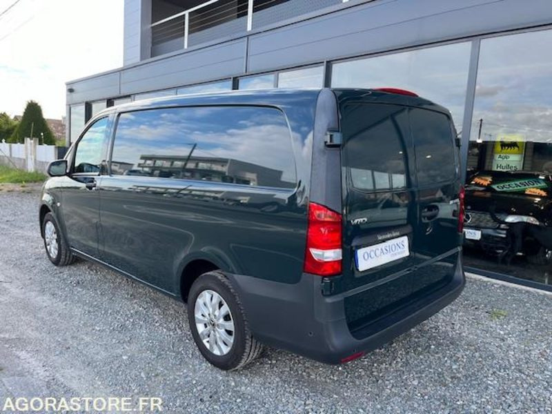 MERCEDES VITO FOURGON 116 CDI BLUETEC PROPULSION LONG 3 PLACES BV6 - Furgon: 2 kép. MERCEDES VITO FOURGON 116 CDI BLUETEC PROPULSION LONG 3 PLACES BV6 - Furgon: 2 kép.