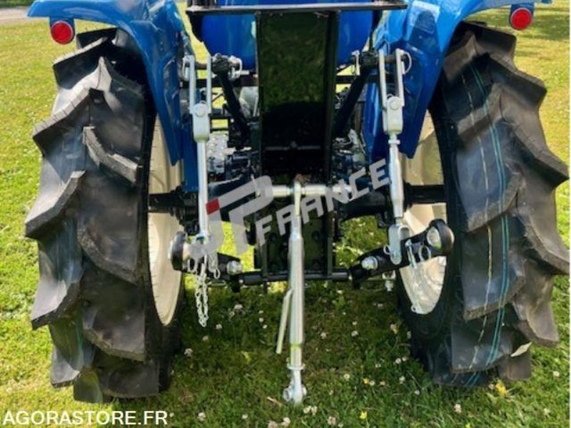 MICROTRACTEUR ISEKI 16CV 2 ROUES MOTRICES DIESEL 970H DANS L'ETAT ROULANT - Traktor: 5 kép. MICROTRACTEUR ISEKI 16CV 2 ROUES MOTRICES DIESEL 970H DANS L'ETAT ROULANT - Traktor: 5 kép.