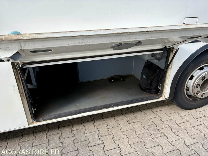 MINI CAR OTOKAR VECTIO 2014 / 261.000 km / EURO 6 - Minibusz, Kisbusz: 5 kép. MINI CAR OTOKAR VECTIO 2014 / 261.000 km / EURO 6 - Minibusz, Kisbusz: 5 kép.