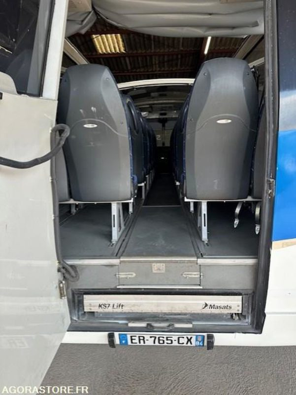 MINICARS IVECO BUS DAILY TOURYS 25397 MEC 2017 KM 239000 ER-765-CX - Minibusz, Kisbusz: 4 kép. MINICARS IVECO BUS DAILY TOURYS 25397 MEC 2017 KM 239000 ER-765-CX - Minibusz, Kisbusz: 4 kép.
