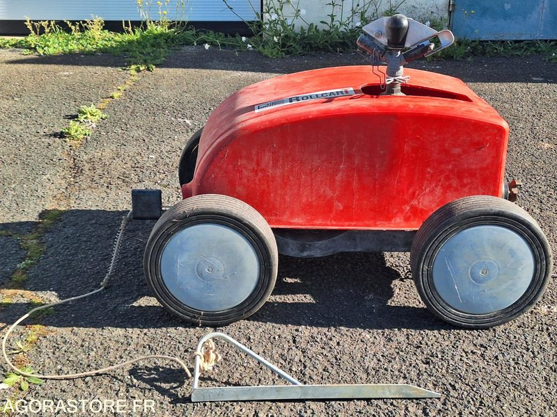 Marsilly - Arroseur automoteur Perrot Rollcart N°3 - Kerti gépek: 1 kép. Marsilly - Arroseur automoteur Perrot Rollcart N°3 - Kerti gépek: 1 kép.