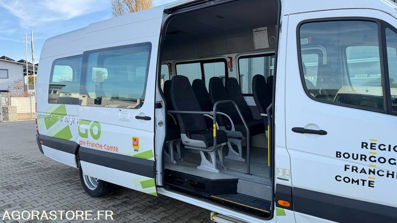 Mercedes Benz Sprinter 513 CDI - 2014 - Euro 6 - Minibusz, Kisbusz: 5 kép. Mercedes Benz Sprinter 513 CDI - 2014 - Euro 6 - Minibusz, Kisbusz: 5 kép.