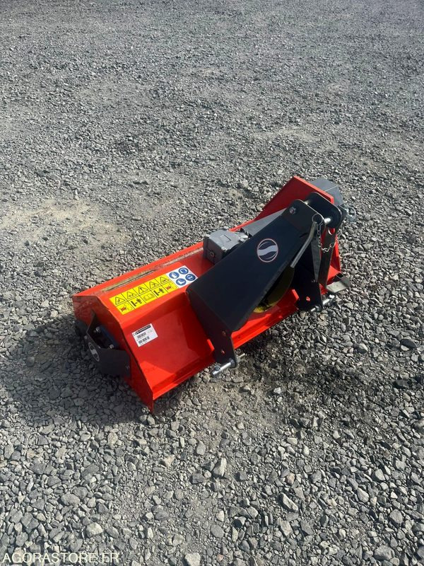 Broyeur Fleaux NEUF 90CM Morgnieux Pour petit tracteur . - Mezőgazdasági gépek: 3 kép. Broyeur Fleaux NEUF 90CM Morgnieux Pour petit tracteur . - Mezőgazdasági gépek: 3 kép.