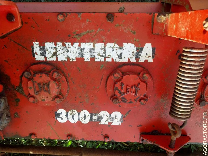 COMBINE DE SEMIS HERSE LELY SEMOIR NODET 3M - Mezőgazdasági gépek: 4 kép. COMBINE DE SEMIS HERSE LELY SEMOIR NODET 3M - Mezőgazdasági gépek: 4 kép.