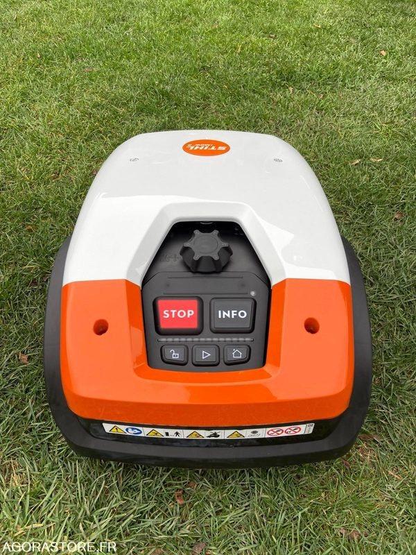 NEUF Robot Tonte Stihl IMOW 3 - Kerti gépek: 3 kép. NEUF Robot Tonte Stihl IMOW 3 - Kerti gépek: 3 kép.