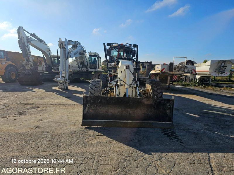 NIVELEUSE CATERPILLAR 140M 6X6 - 2010 / 14249H - (MNV003) - Gréder: 2 kép. NIVELEUSE CATERPILLAR 140M 6X6 - 2010 / 14249H - (MNV003) - Gréder: 2 kép.