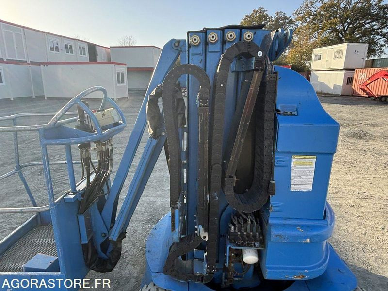 Nacelle TOUCAN ATN 1000R mât vertical Electrique 10 m - Emelő: 5 kép. Nacelle TOUCAN ATN 1000R mât vertical Electrique 10 m - Emelő: 5 kép.