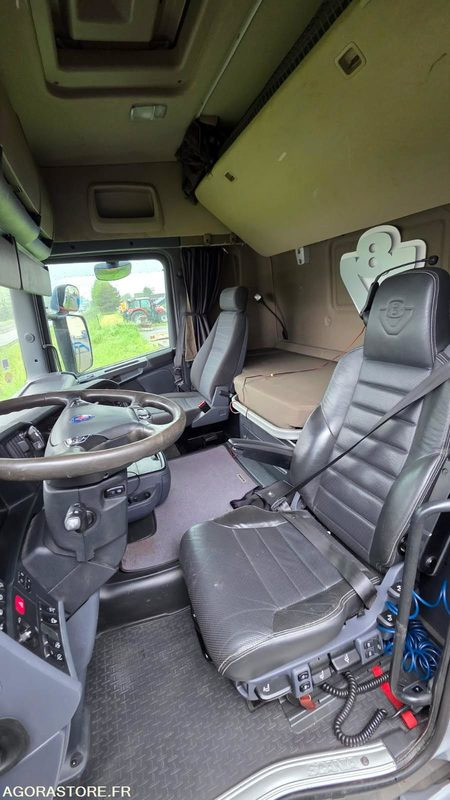 CAMION TRACTEUR 6X4 SCANIA R730 V8 2014 440 000 KM PTRA 150T - Nyergesvontató: 4 kép. CAMION TRACTEUR 6X4 SCANIA R730 V8 2014 440 000 KM PTRA 150T - Nyergesvontató: 4 kép.