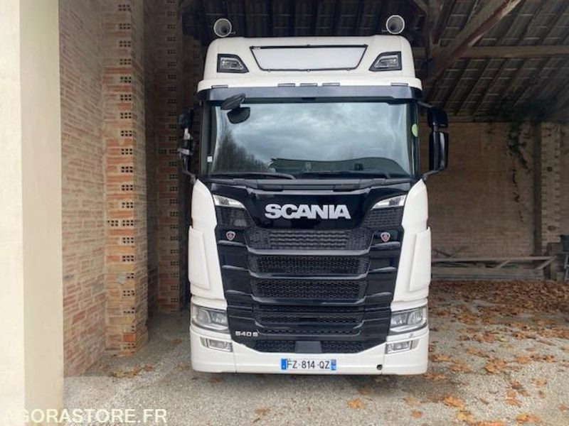 SCANIA S540 - Nyergesvontató: 1 kép. SCANIA S540 - Nyergesvontató: 1 kép.