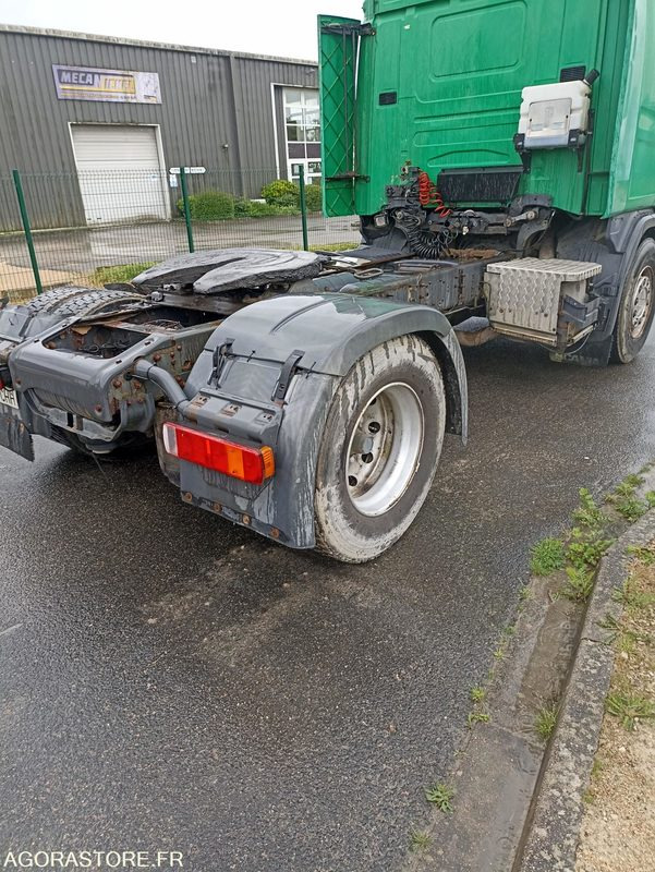 Scania 124l 2003 789689km - Nyergesvontató: 3 kép. Scania 124l 2003 789689km - Nyergesvontató: 3 kép.