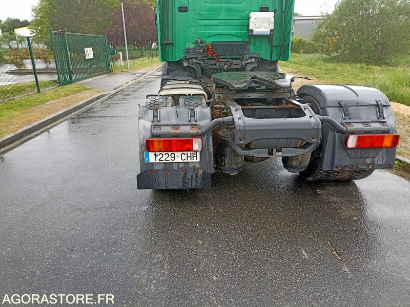 Scania 124l 2003 789689km - Nyergesvontató: 2 kép. Scania 124l 2003 789689km - Nyergesvontató: 2 kép.