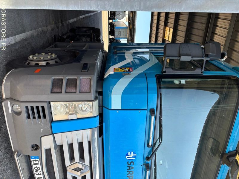 TRACTEUR RENAULT MAGNUM 2007 PAV HUWER EV848AQ (VENTE UNIQUEMENT EXPORT) - Nyergesvontató: 1 kép. TRACTEUR RENAULT MAGNUM 2007 PAV HUWER EV848AQ (VENTE UNIQUEMENT EXPORT) - Nyergesvontató: 1 kép.