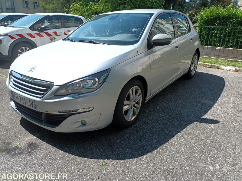 PEUGEOT 308 1.6 HDI - EH-711-JV - Autó: 2 kép. PEUGEOT 308 1.6 HDI - EH-711-JV - Autó: 2 kép.