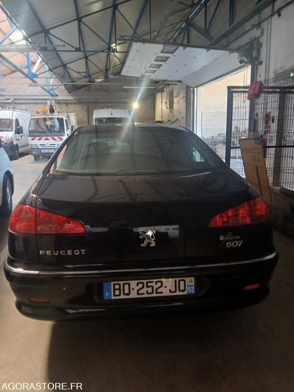 PEUGEOT 607 - Autó: 4 kép. PEUGEOT 607 - Autó: 4 kép.