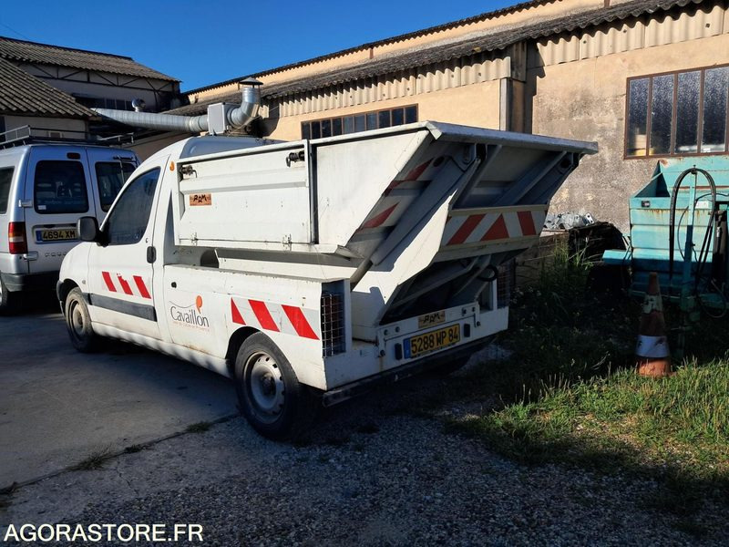 PEUGEOT PARTNER BENNE - Kis furgon: 3 kép. PEUGEOT PARTNER BENNE - Kis furgon: 3 kép.