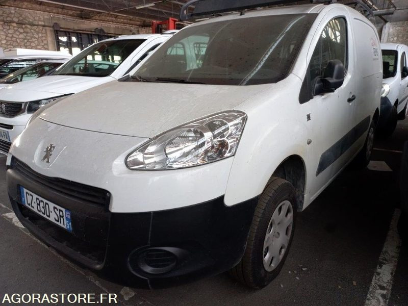 PEUGEOT PARTNER CZ-830-SR - Kis furgon: 1 kép. PEUGEOT PARTNER CZ-830-SR - Kis furgon: 1 kép.