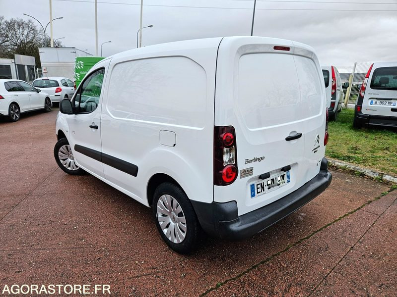 PEUGEOT PARTNER ÉLECTRIQUE 3 PLACES GPS CLIM - 2017 - 23300KMS - Kis furgon, Elektromos kisteherautó: 4 kép. PEUGEOT PARTNER ÉLECTRIQUE 3 PLACES GPS CLIM - 2017 - 23300KMS - Kis furgon, Elektromos kisteherautó: 4 kép.