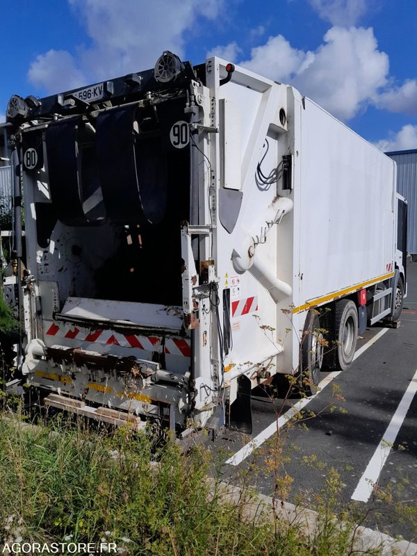 PL BOM MERCEDES - Szemetesautó: 3 kép. PL BOM MERCEDES - Szemetesautó: 3 kép.