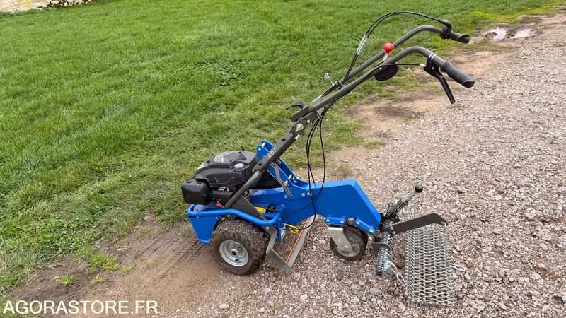 POGET RDT 60 RABOT DESHERBEUR TRACTÉ - Kerti gépek: 2 kép. POGET RDT 60 RABOT DESHERBEUR TRACTÉ - Kerti gépek: 2 kép.
