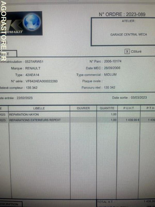 POID LOURD Renault Premium - Dobozos felépítményű teherautó: 5 kép. POID LOURD Renault Premium - Dobozos felépítményű teherautó: 5 kép.