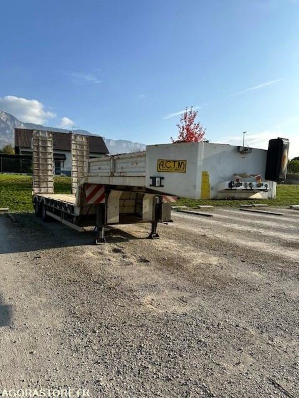 PORTE ENGINS ACTM CU23T - 2012 - Pótkocsi mélybölcsős: 3 kép. PORTE ENGINS ACTM CU23T - 2012 - Pótkocsi mélybölcsős: 3 kép.