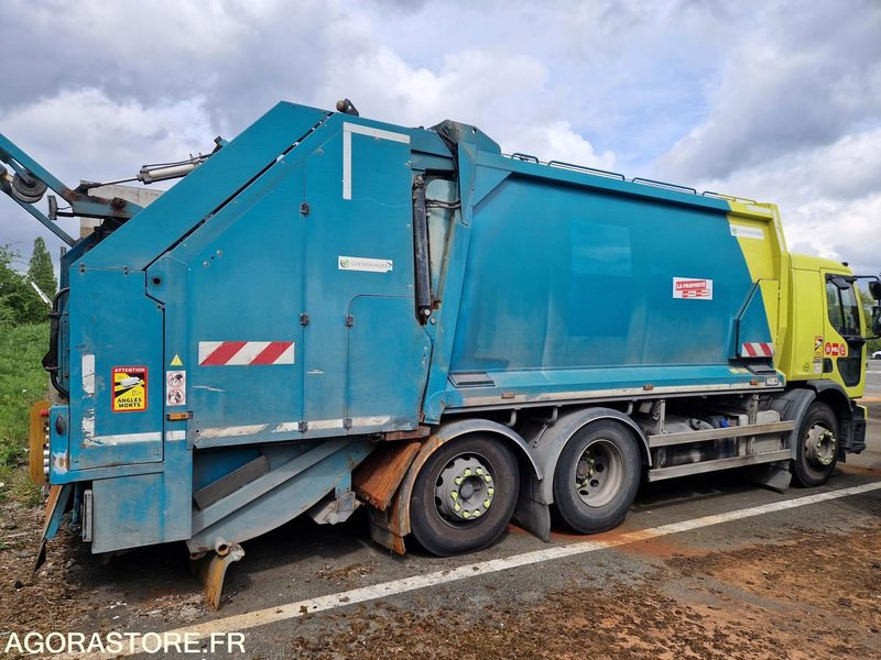 PORTEUR BOM 26T VOLVO GEESINK - 2014 - 167708 KM - Szemetesautó: 4 kép. PORTEUR BOM 26T VOLVO GEESINK - 2014 - 167708 KM - Szemetesautó: 4 kép.