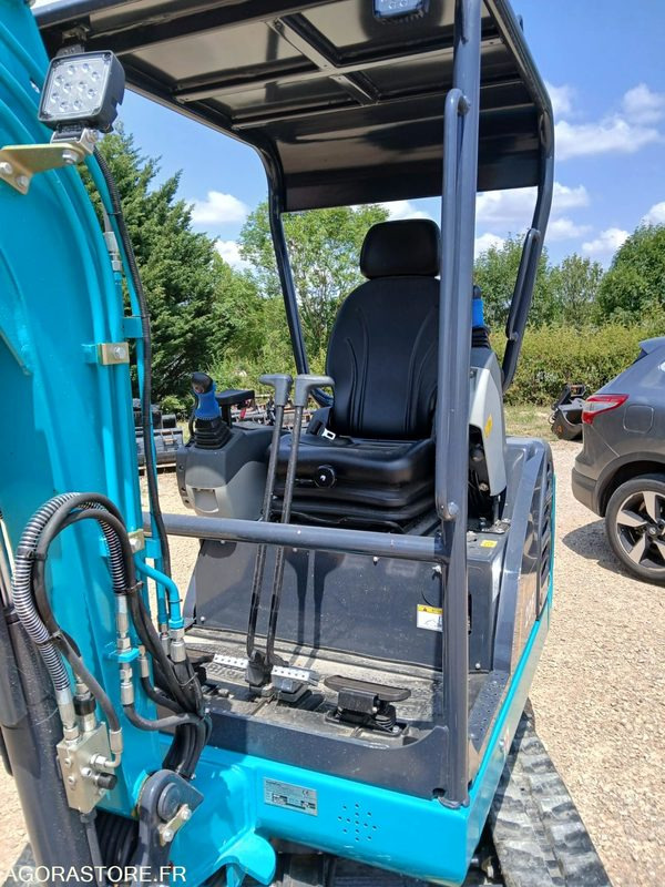 Pelle SUNWARD SWE20F canopy Neuve - Minikotró: 1 kép. Pelle SUNWARD SWE20F canopy Neuve - Minikotró: 1 kép.