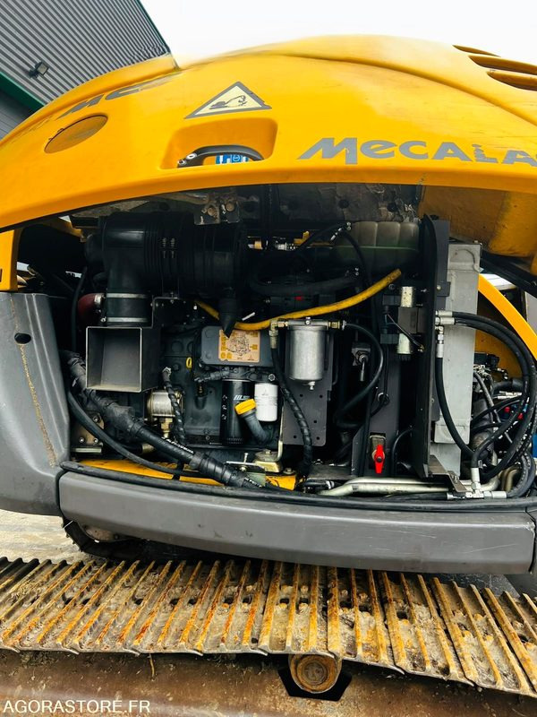 Pelle à chenilles Mecalac 714 MC - 2005 / 7373 HEURES - Kotrógép: 2 kép. Pelle à chenilles Mecalac 714 MC - 2005 / 7373 HEURES - Kotrógép: 2 kép.