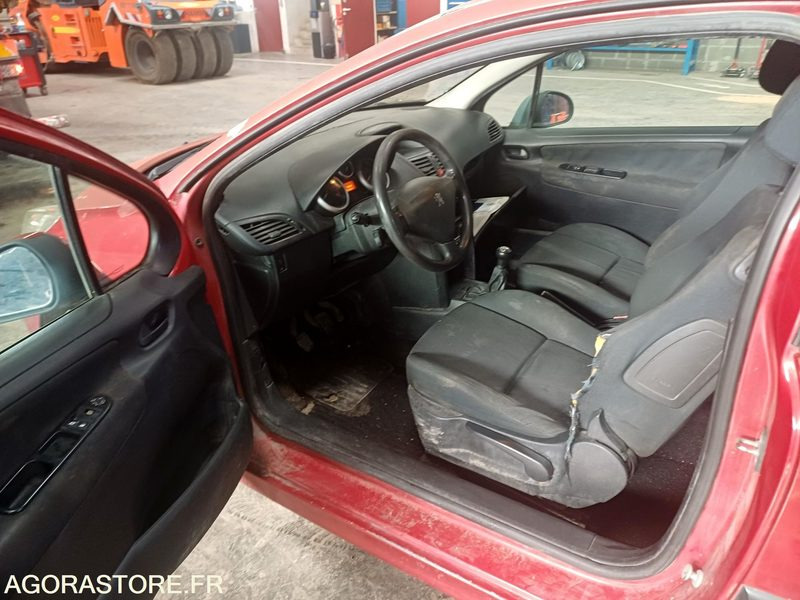 Peugeot 207 - 2007 - 343631kms (P0401881) - Autó: 5 kép. Peugeot 207 - 2007 - 343631kms (P0401881) - Autó: 5 kép.